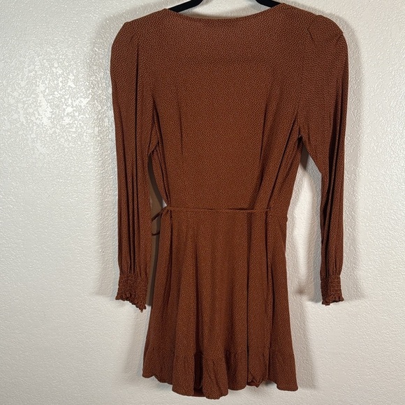 Abercrombie & Fitch Brown Polka Dot Ruffle Wrap Dress Smocked Cuffs Size - Picture 7 of 11